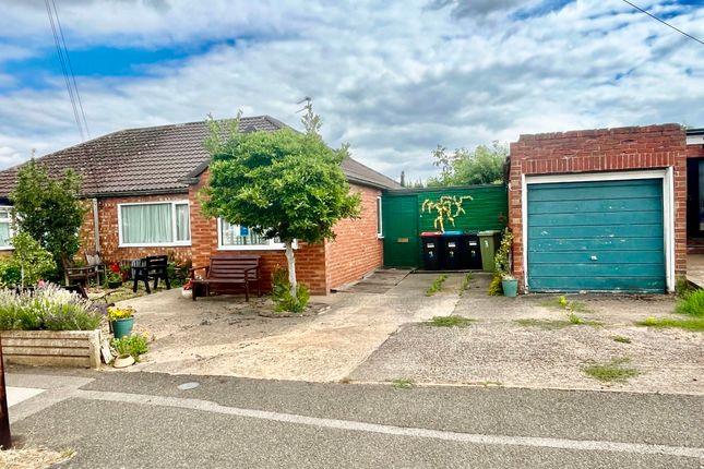 Portfields Road, Newport Pagnell 3 bed semi