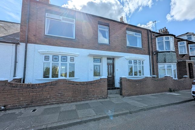 Lawe Road, South Shields, NE33 3 bed flat for sale
