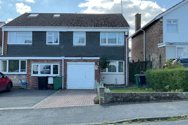 Clent Road, Stourbridge DY8 3 bed semi