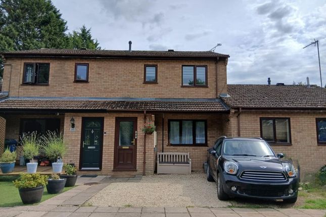 Banbury,  Oxfordshire,  OX16 3 bed terraced house for sale