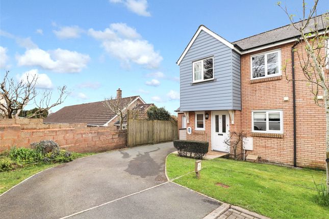 Kingdon Avenue, South Molton, Devon... 3 bed semi