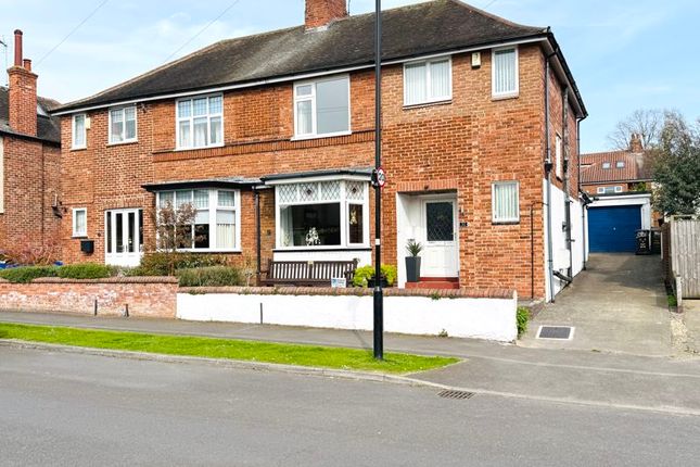 3 bedroom semi-detached house for sale
