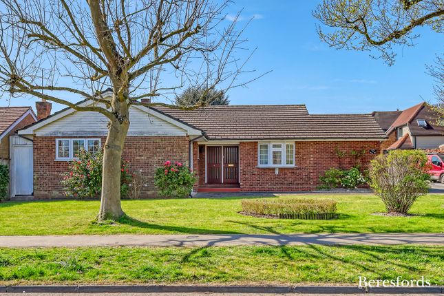 Leafy Way, Hutton, CM13 3 bed bungalow for sale