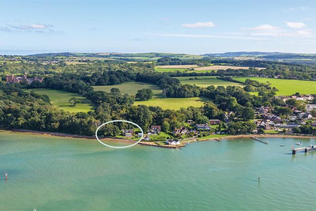 Fishbourne, Isle of Wight 3 bed house for sale