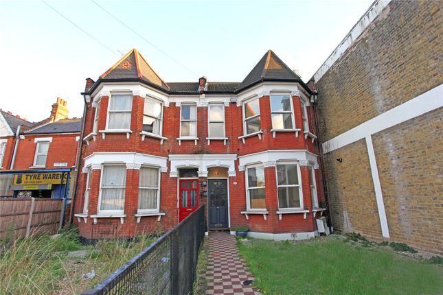 Westbury Ave, London, N22 3 bed terraced house for sale