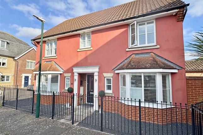 Chestnut Avenue, Great Notley, Braintree 5 bed detached house for sale