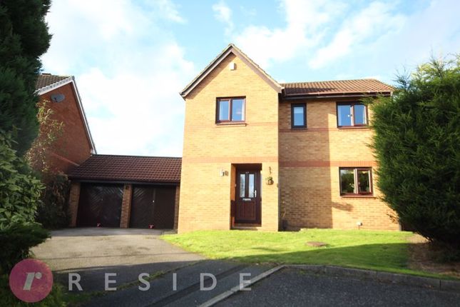 Crowshaw Drive, Rochdale OL12 4 bed detached house for sale