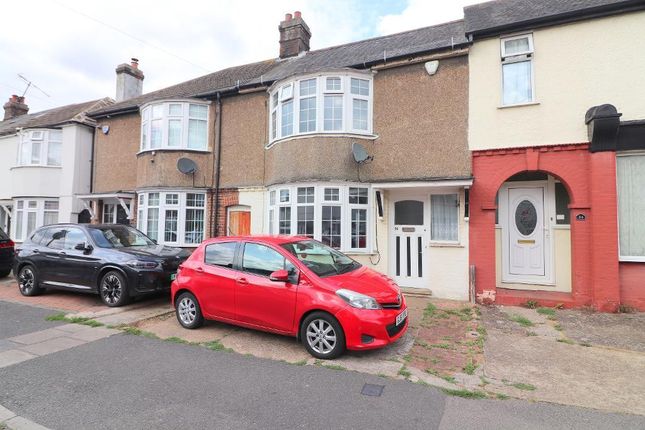Luton LU4 2 bed terraced house for sale