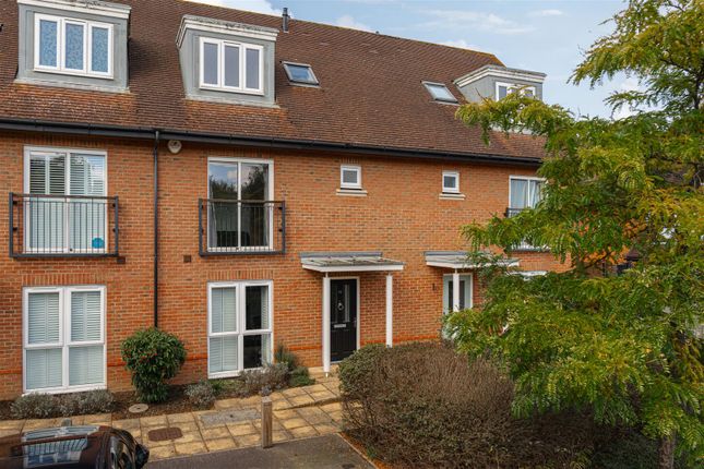 Lilley Mead, Redhill 3 bed terraced house for sale