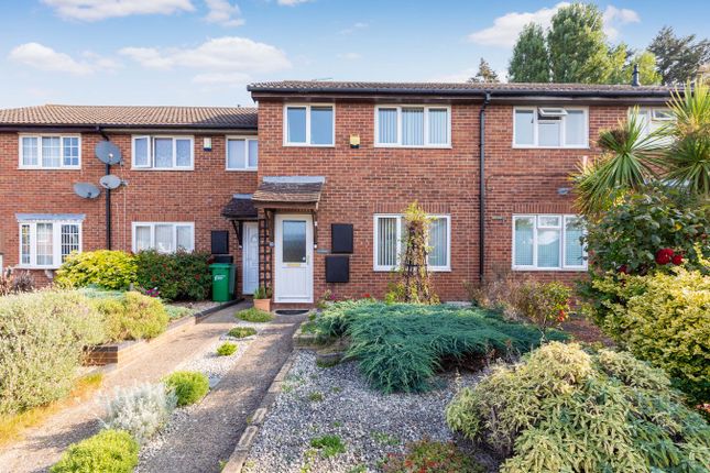 Dunster Gardens, Cippenham SL1 3 bed terraced house for sale