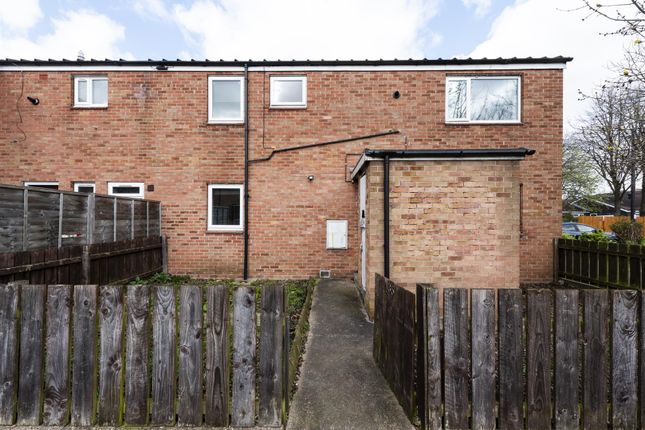 4 bedroom end of terrace house for sale