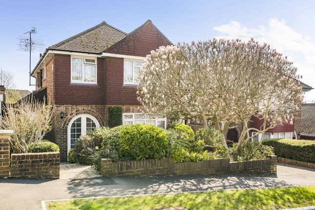 Embry Way, Stanmore 3 bed detached house for sale