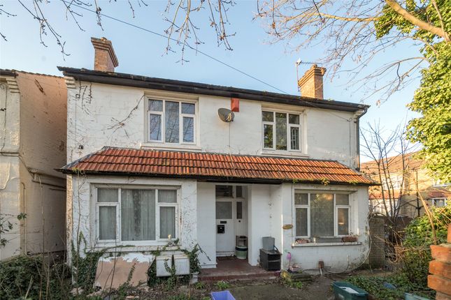 Love Lane, Mitcham CR4 5 bed detached house for sale