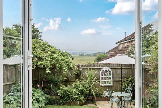 Swan View, Pulborough, RH20 4 bed semi