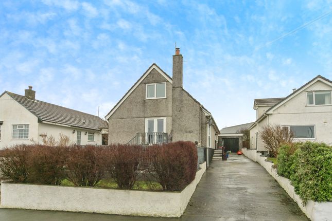 4 bed detached house
