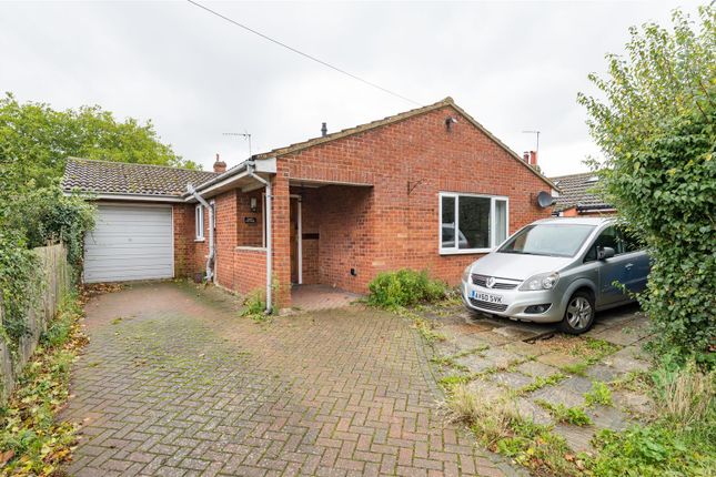 Spooners Lane, Hadleigh 3 bed detached bungalow for sale
