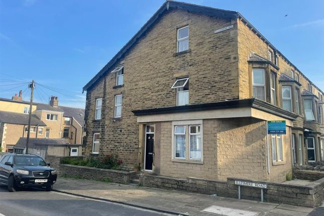 5 bedroom end of terrace house for sale