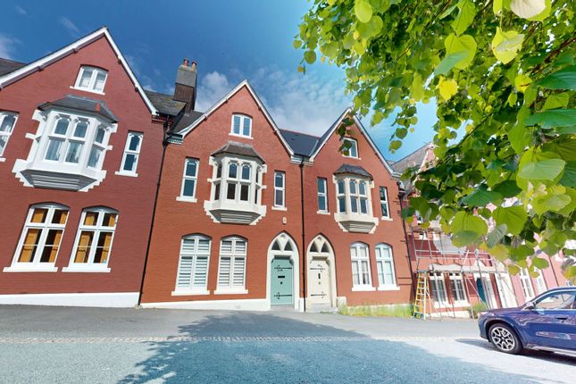 Molesworth Road, Stoke, PL1 5 bed terraced house for sale