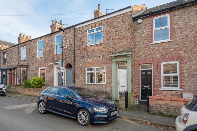 Alma Terrace, Fishergate, York, YO10 4DL 2 bed terraced house for sale