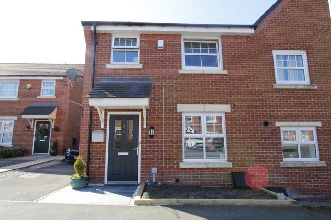 3 bedroom semi-detached house for sale