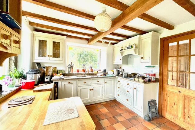 4 bed semi-detached house