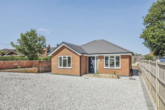 2 bedroom detached bungalow for sale