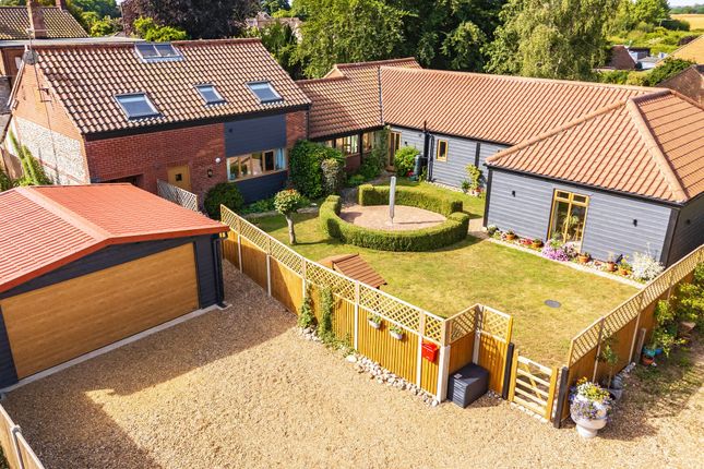 Chapel Road, Trunch 6 bed detached house for sale