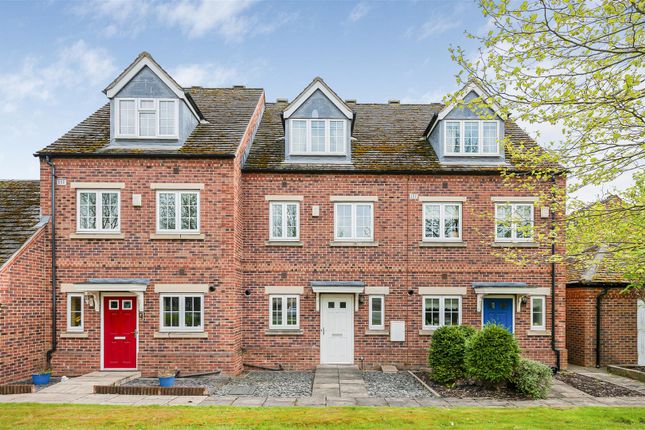 Willow Court, Selby 3 bed terraced house for sale