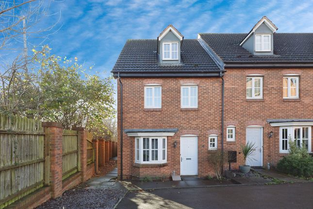 4 bed end terrace house
