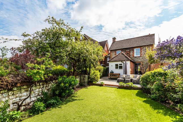 Epsom Road, Guildford, Surrey, GU1 4 bed detached house for sale