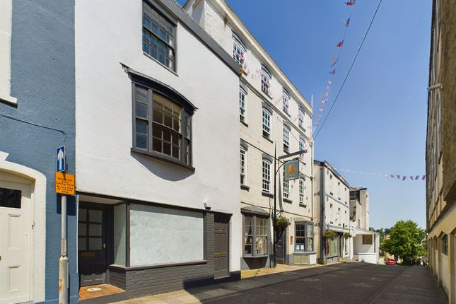 Bank Street, Chepstow, Monmouthshire... 2 bed apartment for sale