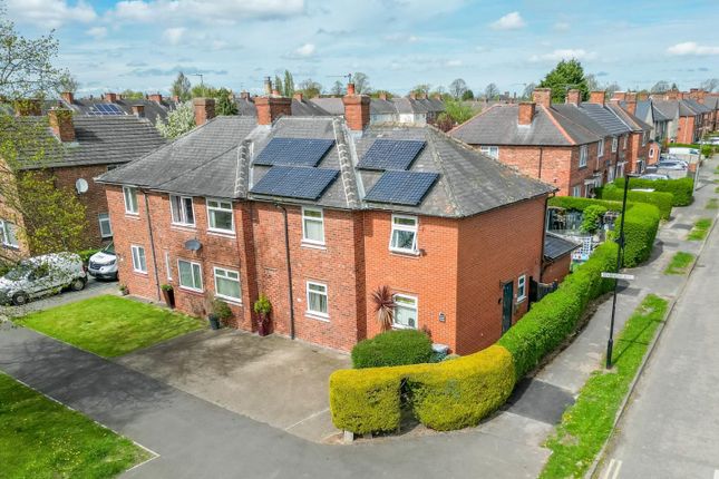 5 bedroom semi-detached house for sale