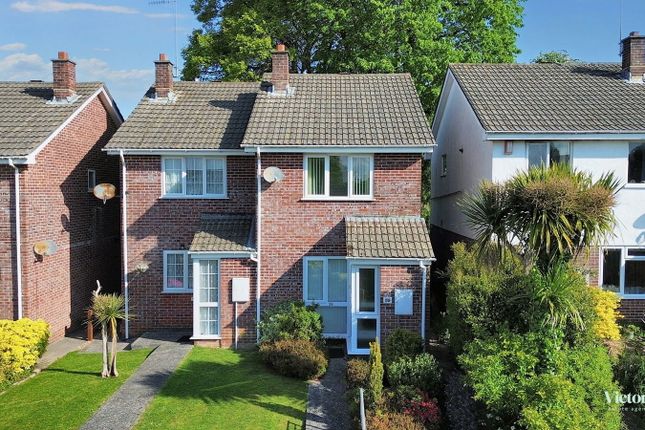 2 bedroom semi-detached house for sale
