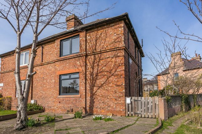 Northfield Crescent, Duddingston... 3 bed semi