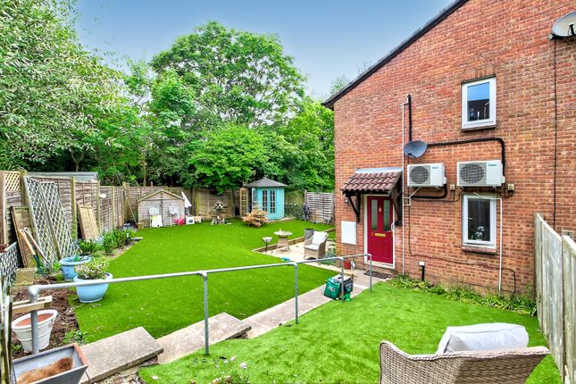 1 bed end terrace house
