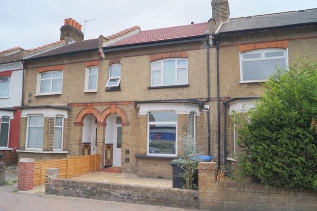Hertford Road, Waltham Cross 6 bed terraced house for sale