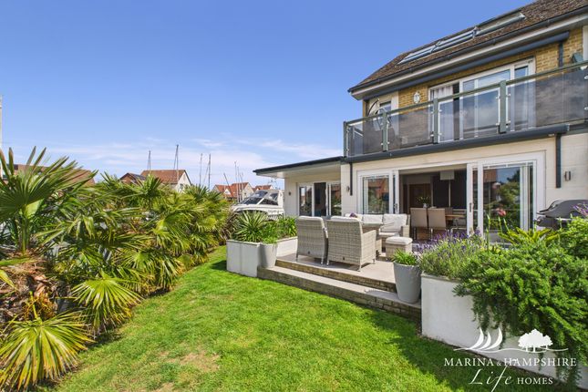 Bryher Island, Portsmouth PO6 4 bed townhouse for sale