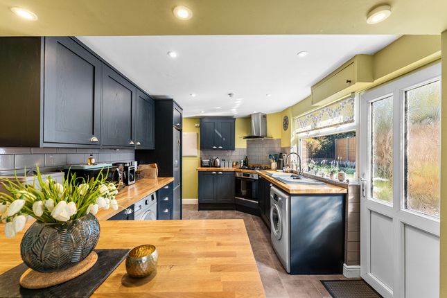 2 bedroom cottage for sale