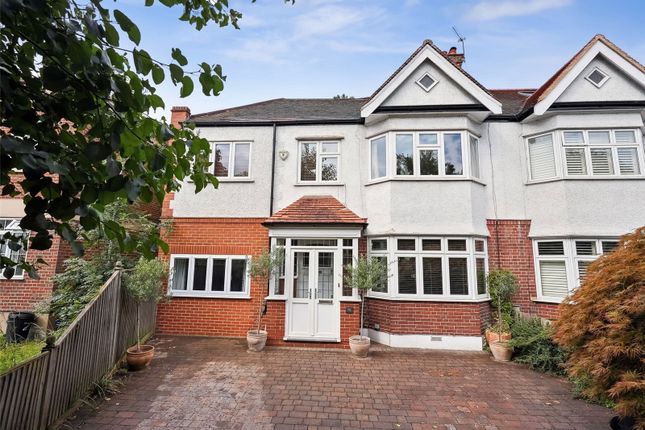 5 bedroom semi-detached house for sale
