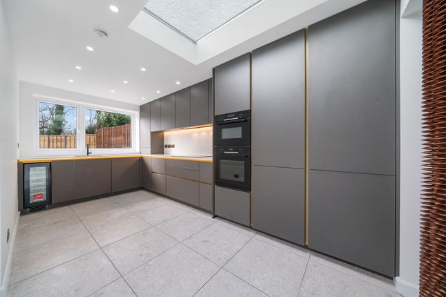 3 bed terraced house