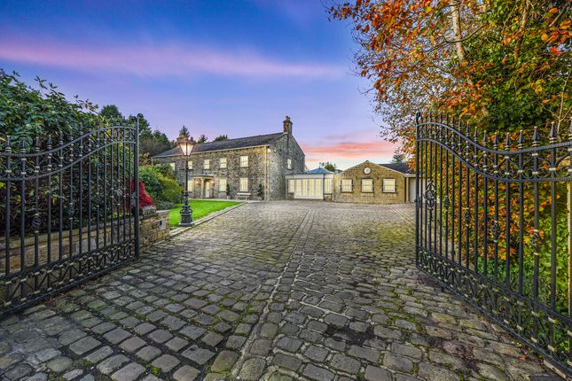 Red Lees Road, Burnley, BB10 2 bed detached house for sale