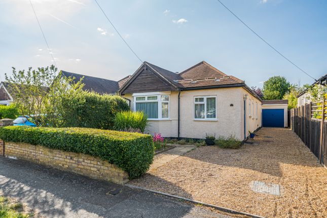 Hollies Avenue, West Byfleet, KT14 3 bed bungalow for sale
