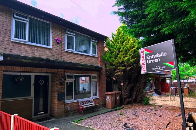 3 bedroom semi-detached house for sale