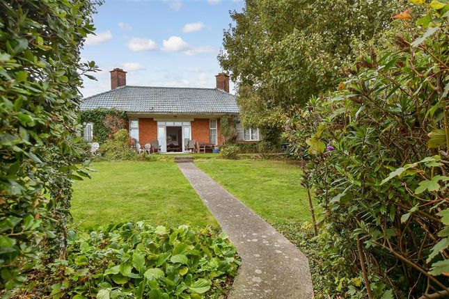 3 bed detached bungalow