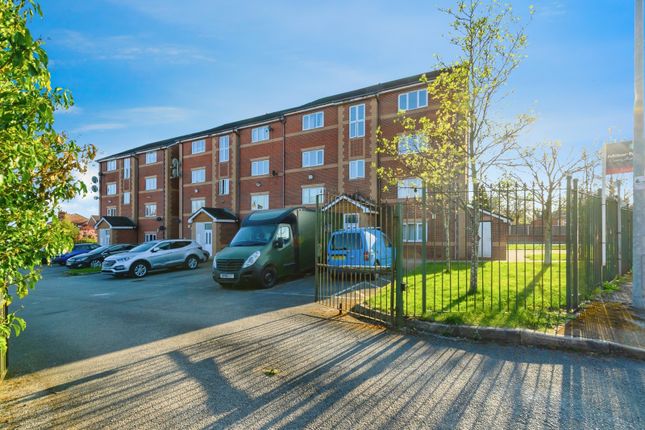 2 bedroom flat for sale