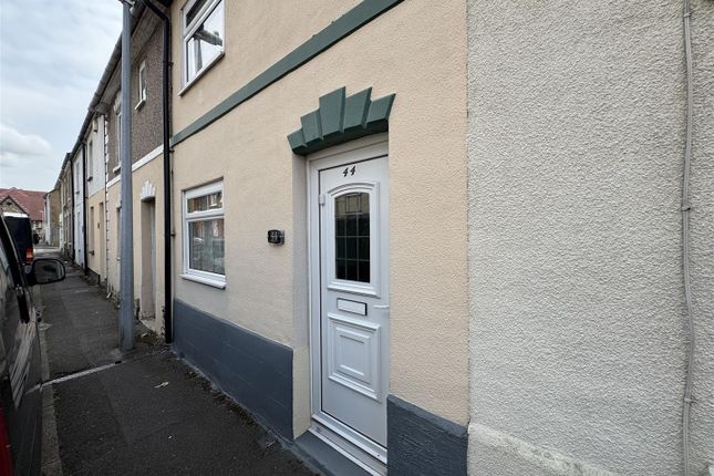 Avening Street, Swindon SN2 2 bed terraced house for sale
