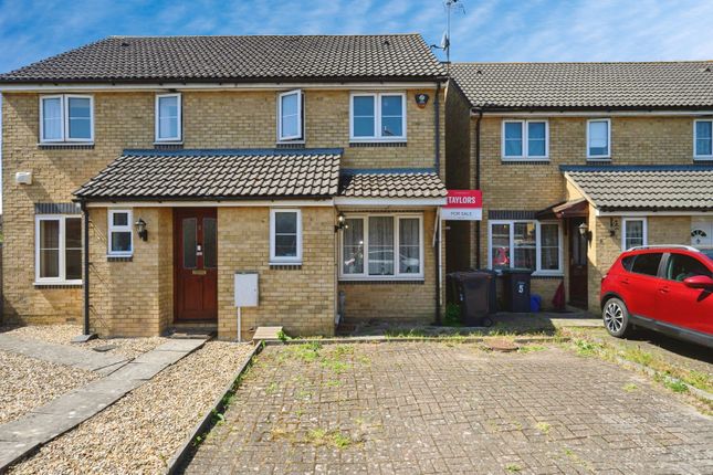 2 bedroom semi-detached house for sale