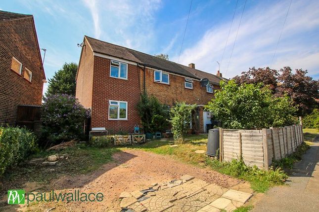 Whitefields Road, West Cheshunt 3 bed end of terrace house for sale