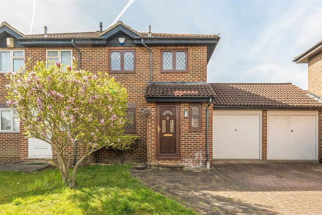 Beckett Close, Belvedere DA17 3 bed semi
