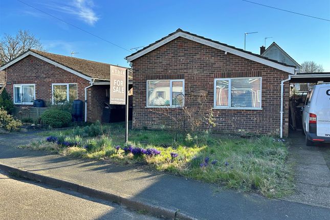 Mill Close, Ellingham 3 bed detached bungalow for sale